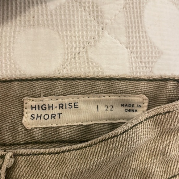 Bullhead High Rise Shorts - Picture 3 of 3